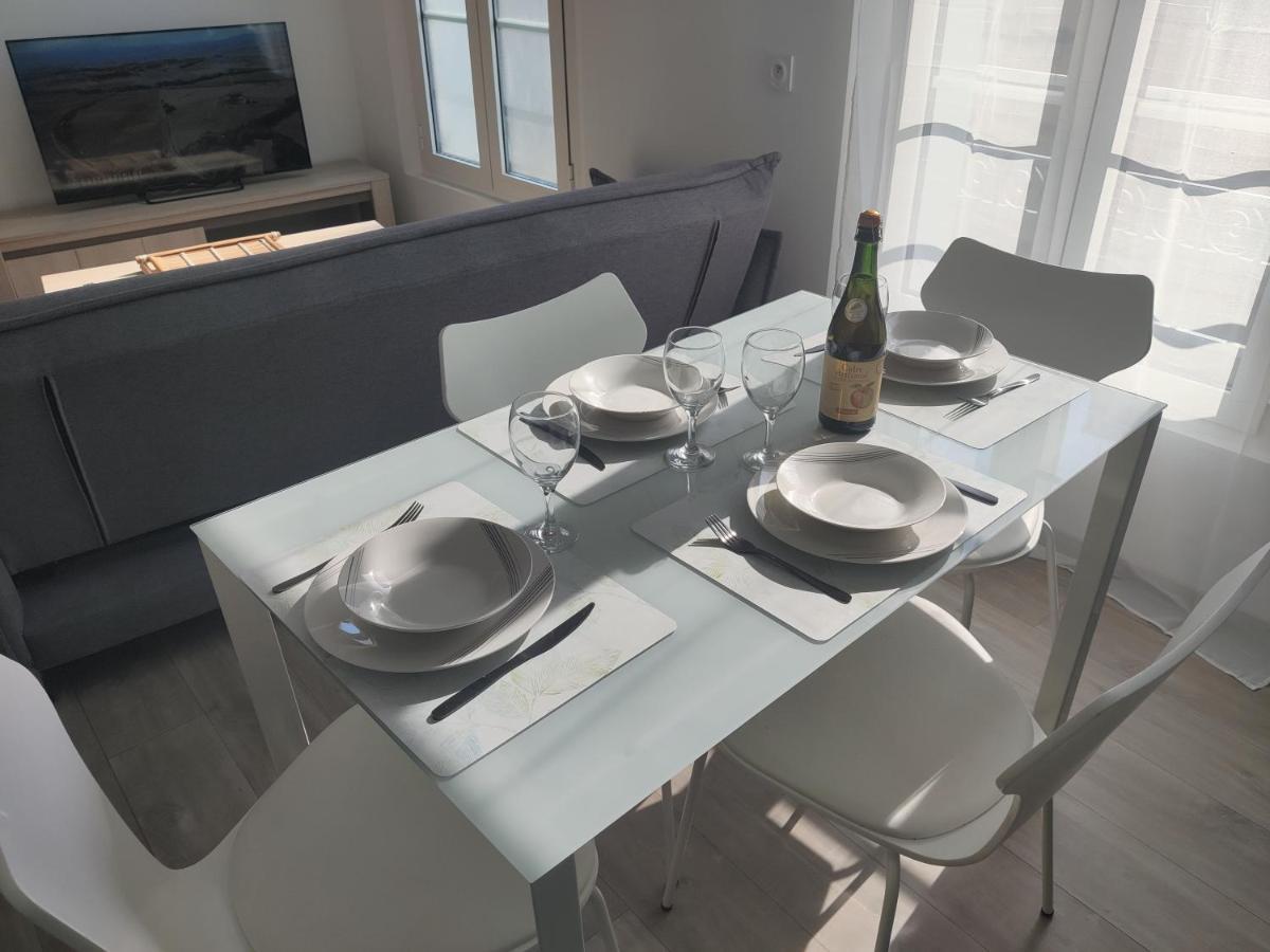 Appartement T3 Plume Hyper Centre D'Ernée المظهر الخارجي الصورة
